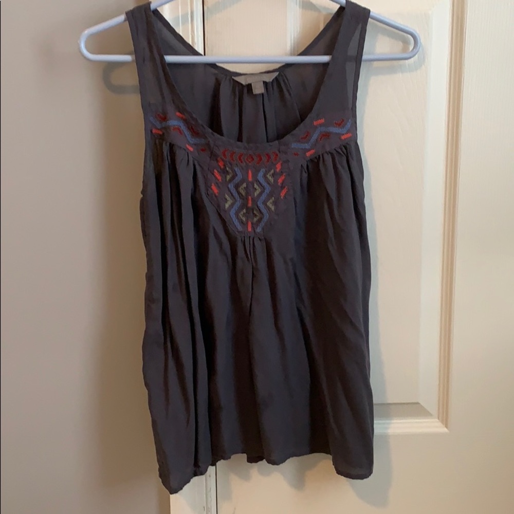 Grey tank top